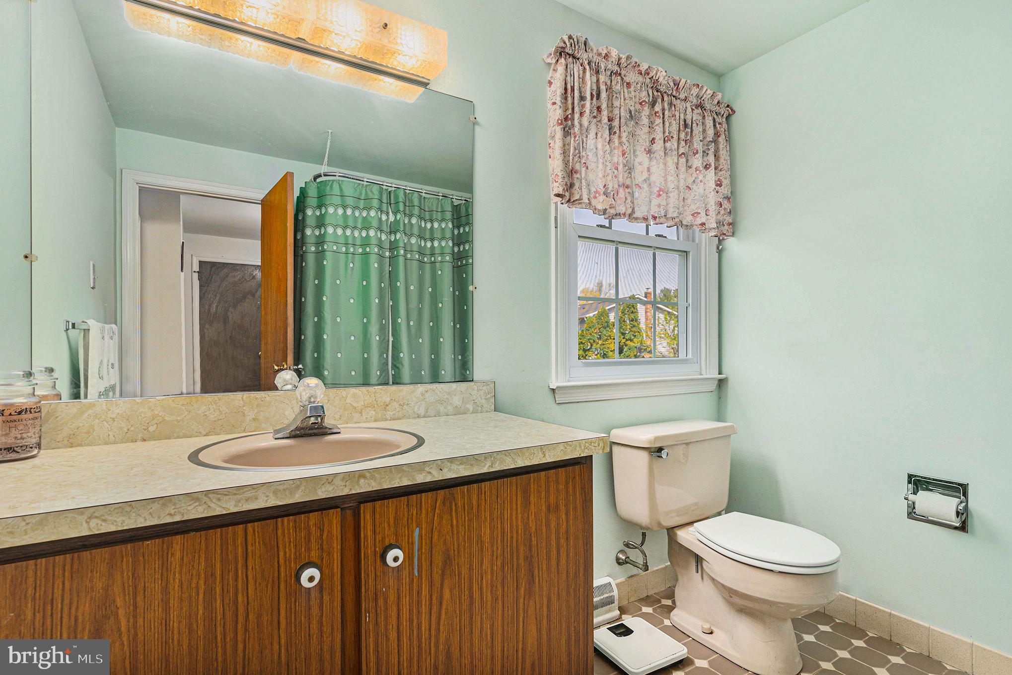 1910 Scott Road Oreland, PA 19075 - Photo 16 of 23