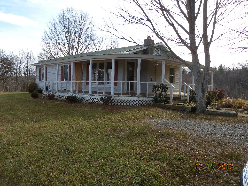 512 Sigmon Ridge Lane Callaway, VA 24067 - Photo 28 of 36 065