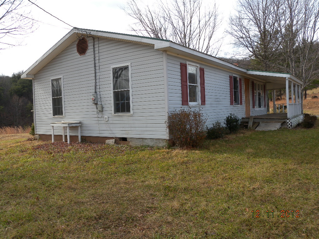 512 Sigmon Ridge Lane Callaway, VA 24067 - Photo 30 of 36 069
