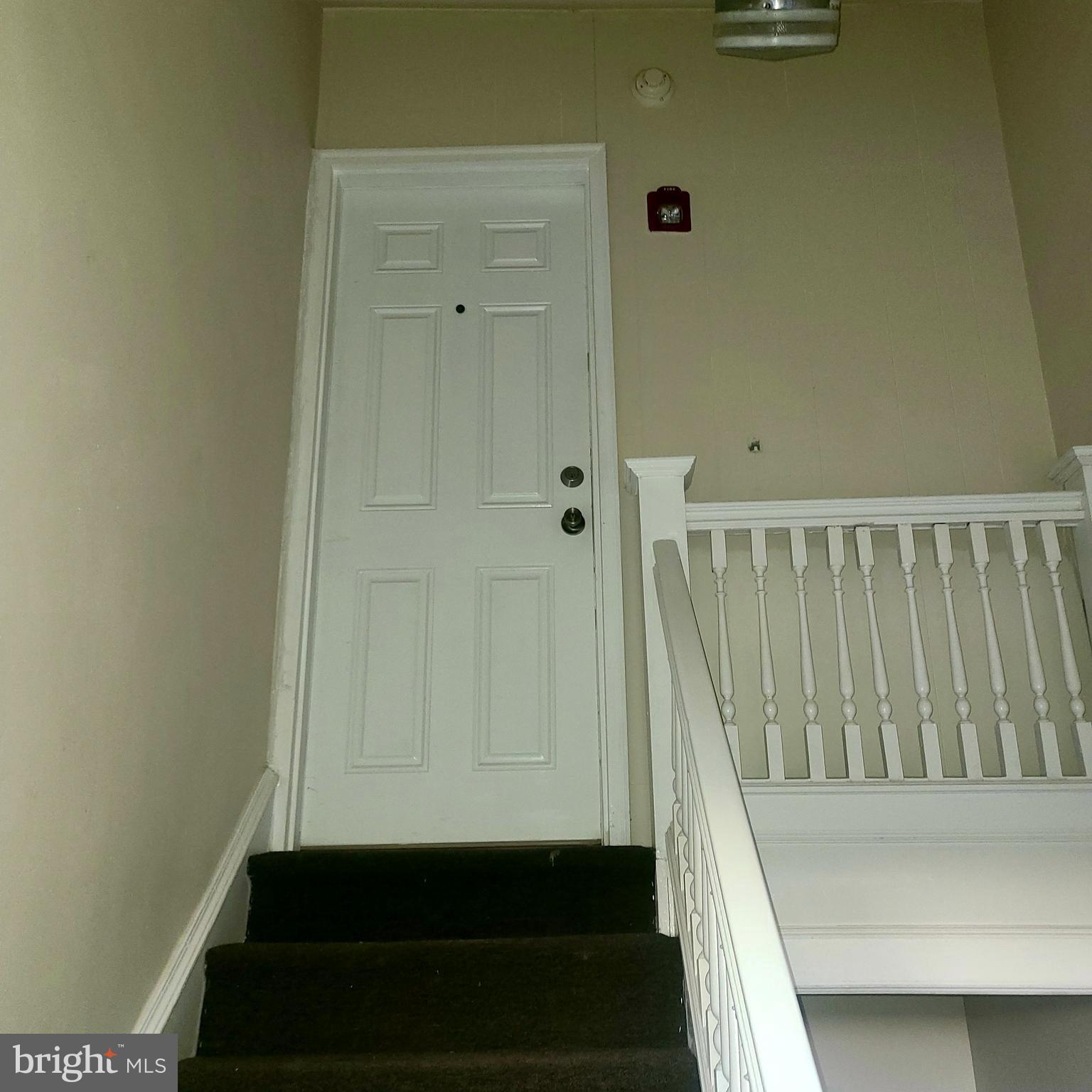 6704 Keystone Street, Unit 3 Philadelphia, PA 19135 - Photo 3 of 7 #3 Front door