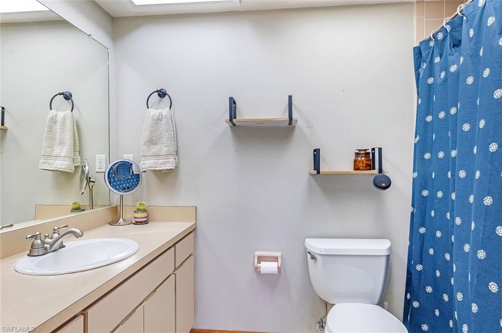 18245 Maple Road Fort Myers, FL 33967 - Photo 13 of 29 Master Bathroom