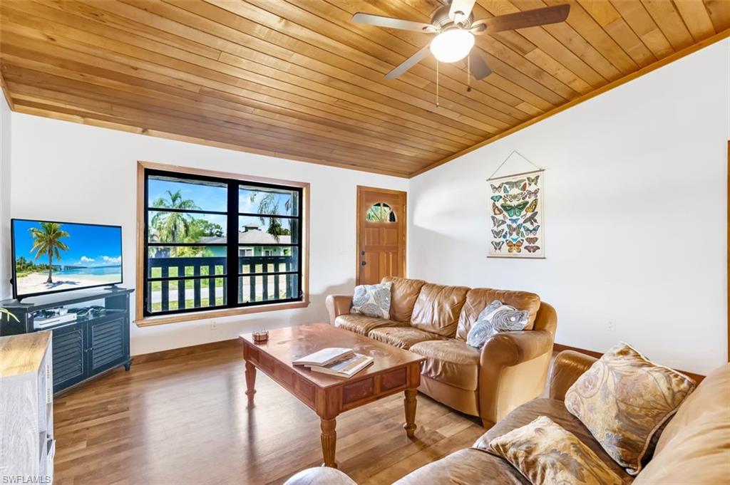 18245 Maple Road Fort Myers, FL 33967 - Photo 4 of 29 Living Room