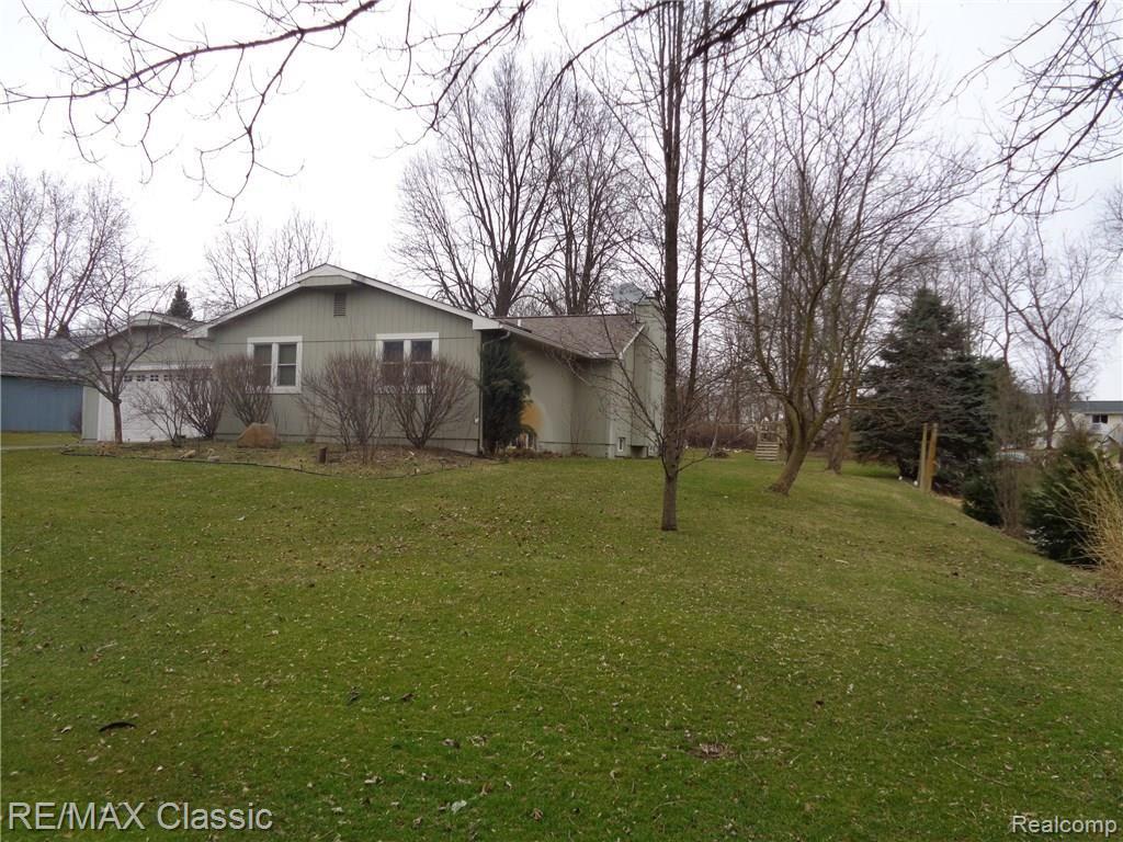 2532 Ripple Way White Lake, MI 48383 - Photo 4 of 20 DSC01297.JPG