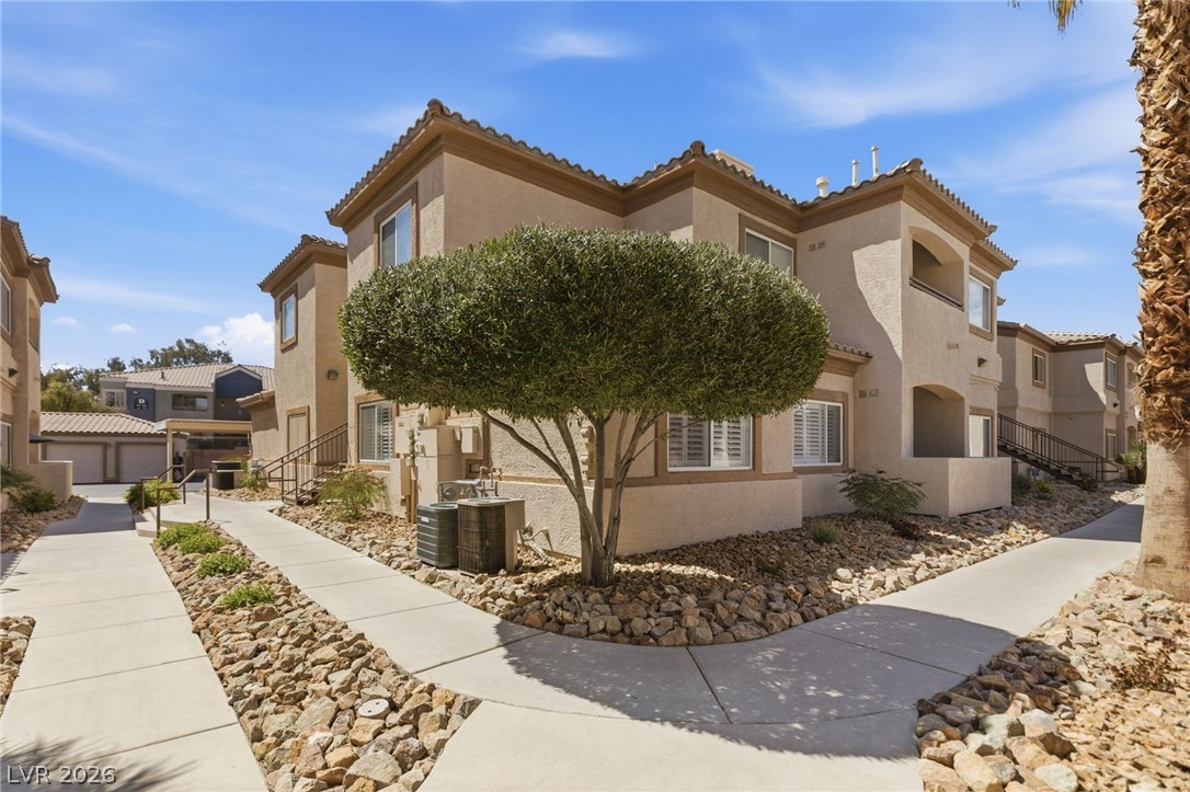 8725 West Flamingo Road, Unit 102 Las Vegas, NV 89147 - Photo 2 of 35 Gallery Image 2