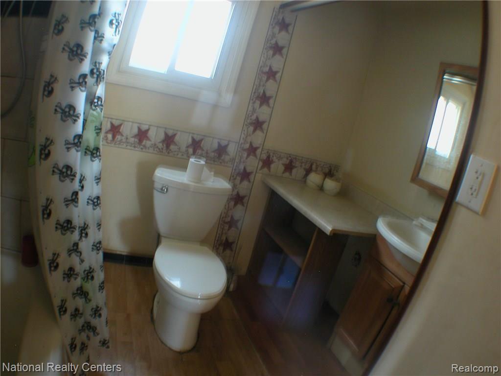 25510 Graham Road Redford, MI 48239 - Photo 10 of 28