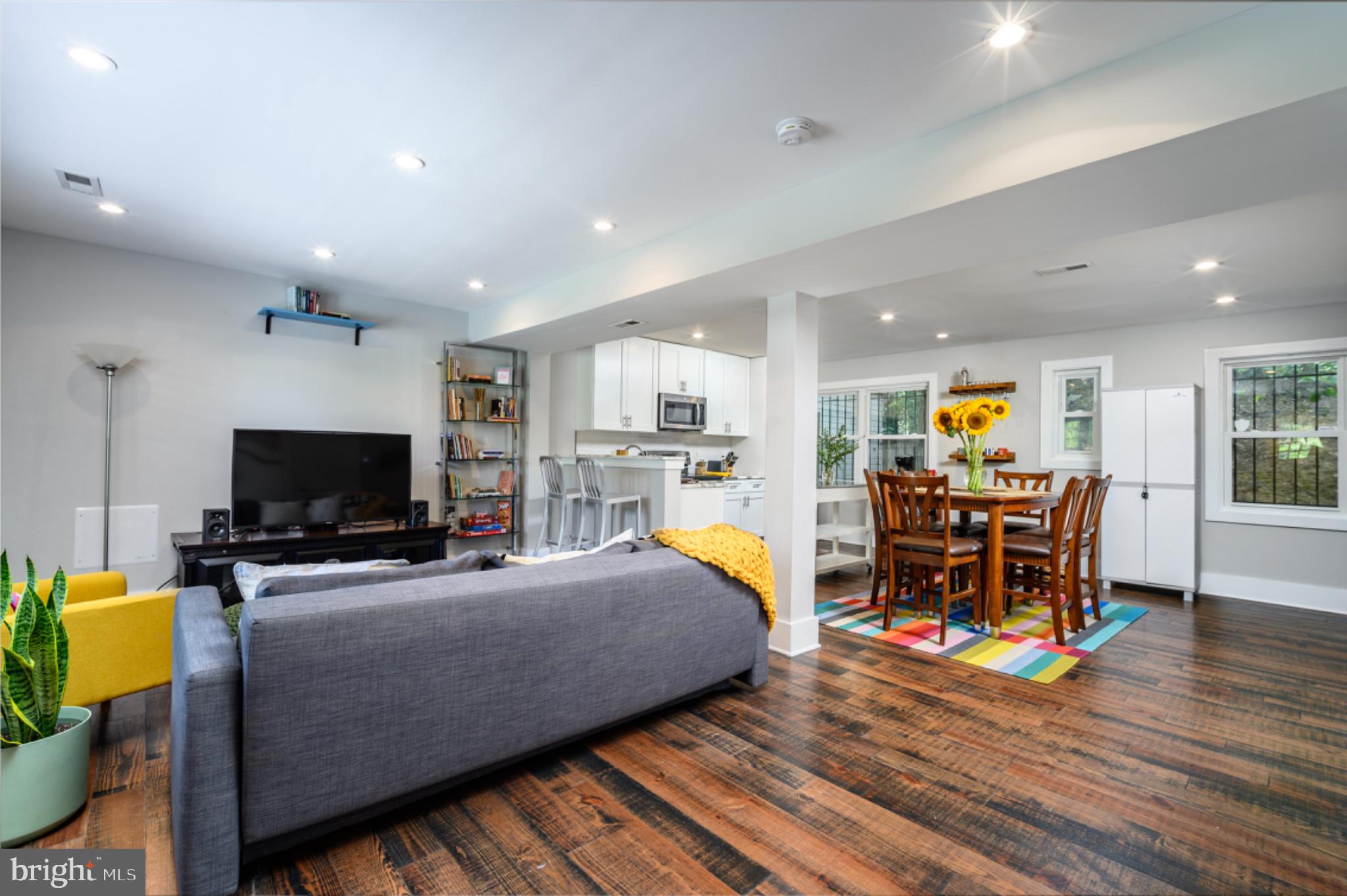 5053 Sheriff Road Northeast Washington, DC 20019 - Photo 5 of 32 Bright and inviting open living space.