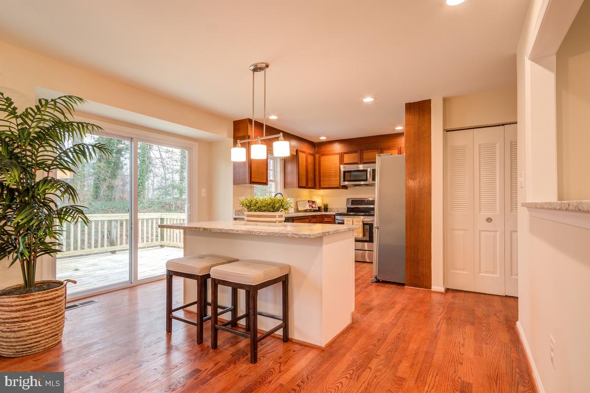 6313 Rockwell Road Burke, VA 22015 - Photo 11 of 39 Gallery Image 11