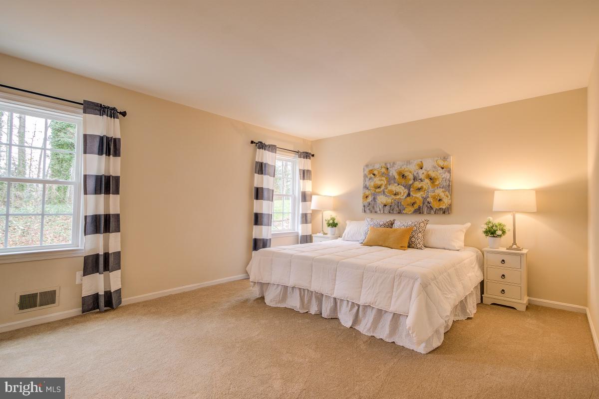 6313 Rockwell Road Burke, VA 22015 - Photo 19 of 39 Gallery Image 19