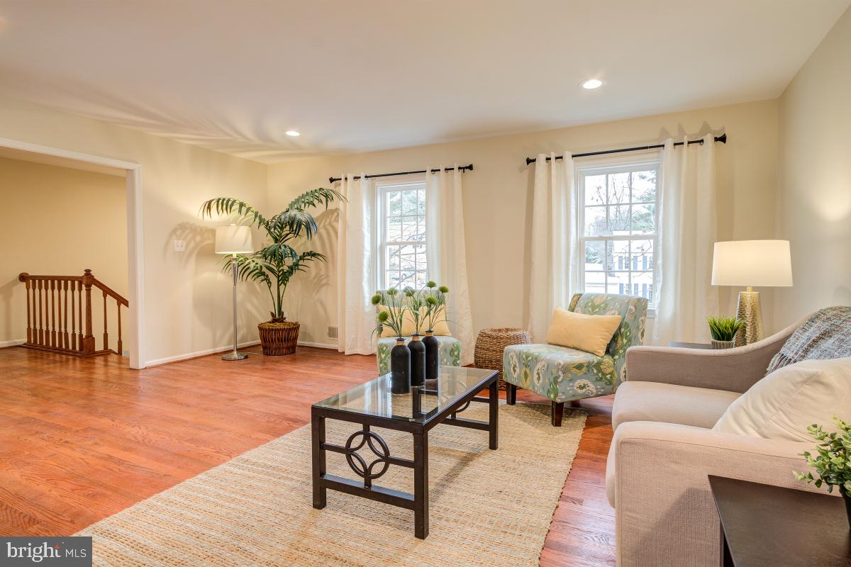 6313 Rockwell Road Burke, VA 22015 - Photo 8 of 39 Gallery Image 8