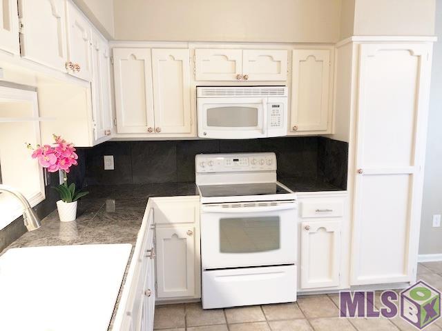 8020 Picardy Avenue, Unit C Baton Rouge, LA 70809 - Photo 4 of 26