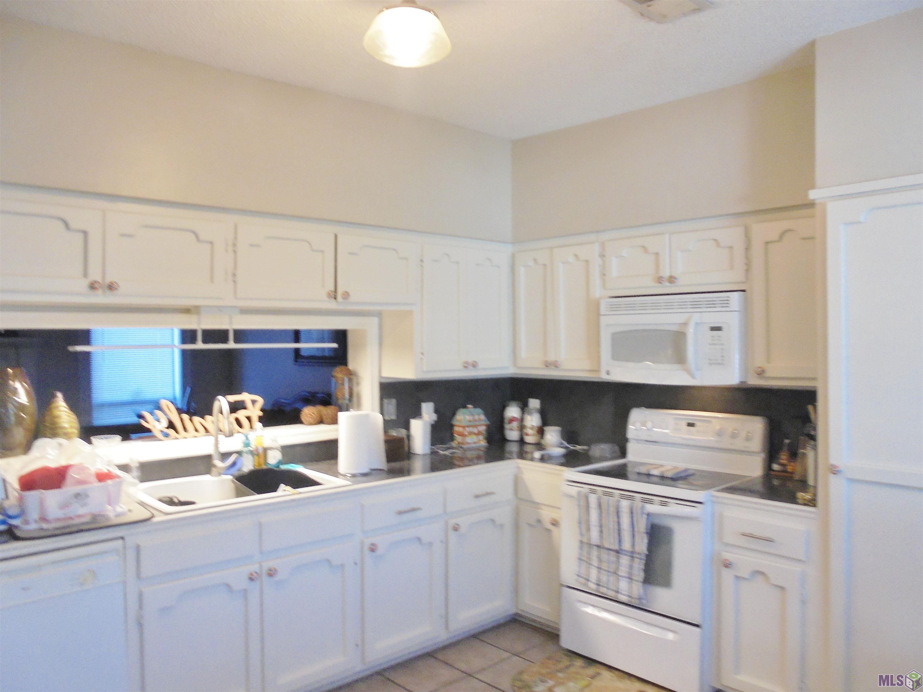 8020 Picardy Avenue, Unit C Baton Rouge, LA 70809 - Photo 6 of 26