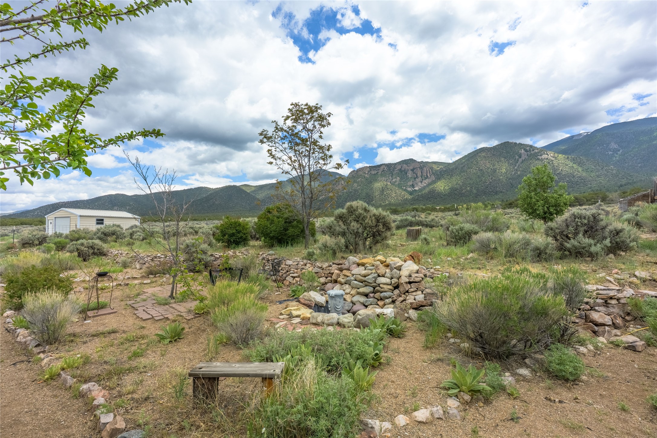 131 Quintana Road Cerro, NM 87519 - Photo 43 of 50