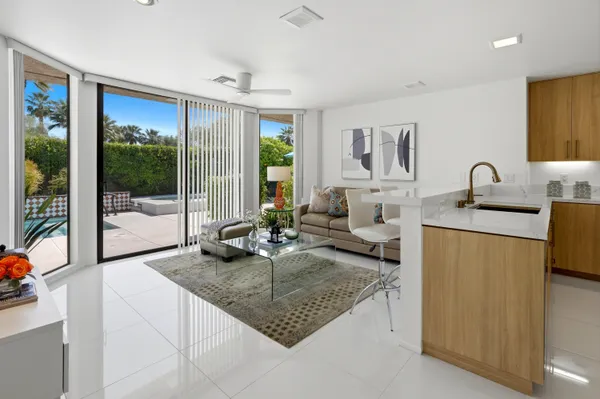 $1,095,000 | 23 Mt Holyoke Drive, Rancho Mirage, CA 92270