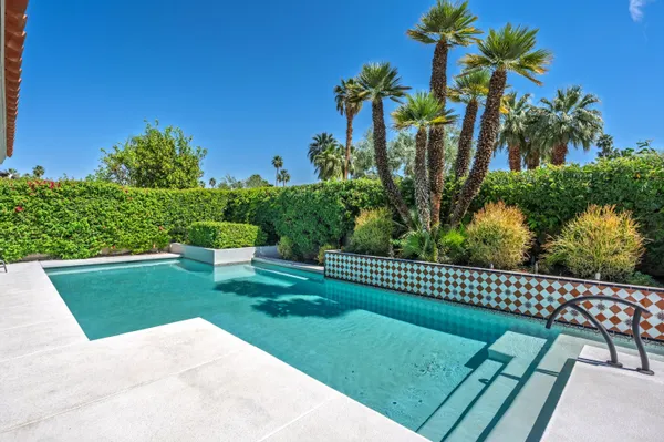 $1,095,000 | 23 Mt Holyoke Drive, Rancho Mirage, CA 92270