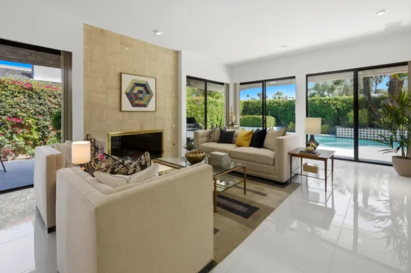$1,095,000 | 23 Mt Holyoke Drive, Rancho Mirage, CA 92270
