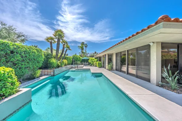 $1,095,000 | 23 Mt Holyoke Drive, Rancho Mirage, CA 92270