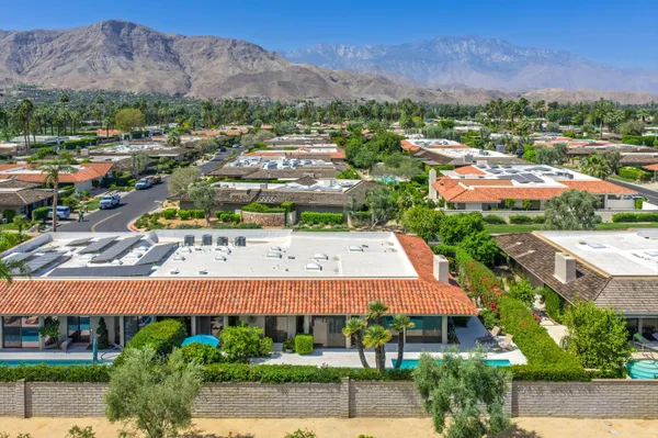 $1,095,000 | 23 Mt Holyoke Drive, Rancho Mirage, CA 92270