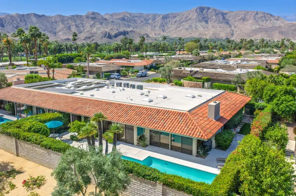 $1,095,000 | 23 Mt Holyoke Drive, Rancho Mirage, CA 92270