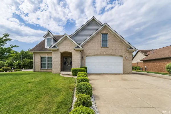 $475,000 | 7737 Tavalon Drive, Evansville, IN 47715