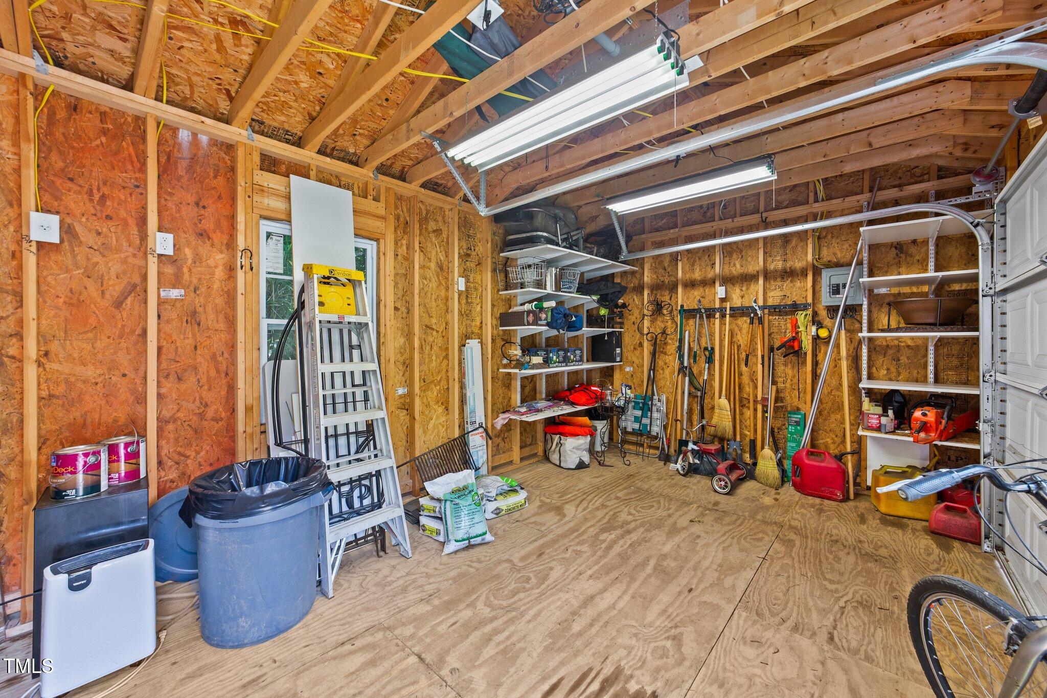 1033 Mills Street Raleigh, NC 27608 - Photo 30 of 36 43-web-or-mls-VB4A3702