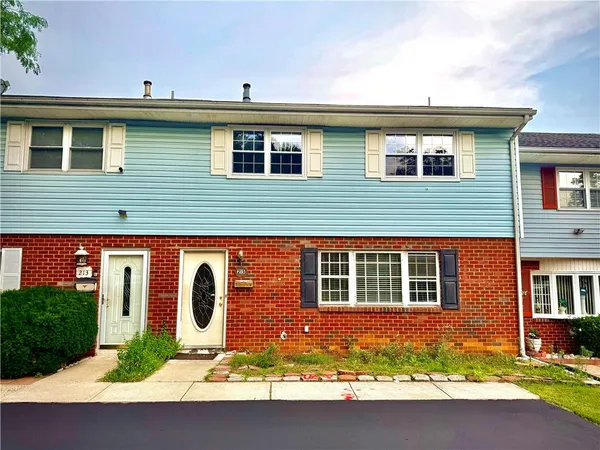 $299,900 | 215 West Lehigh Street, Bethlehem, PA 18018