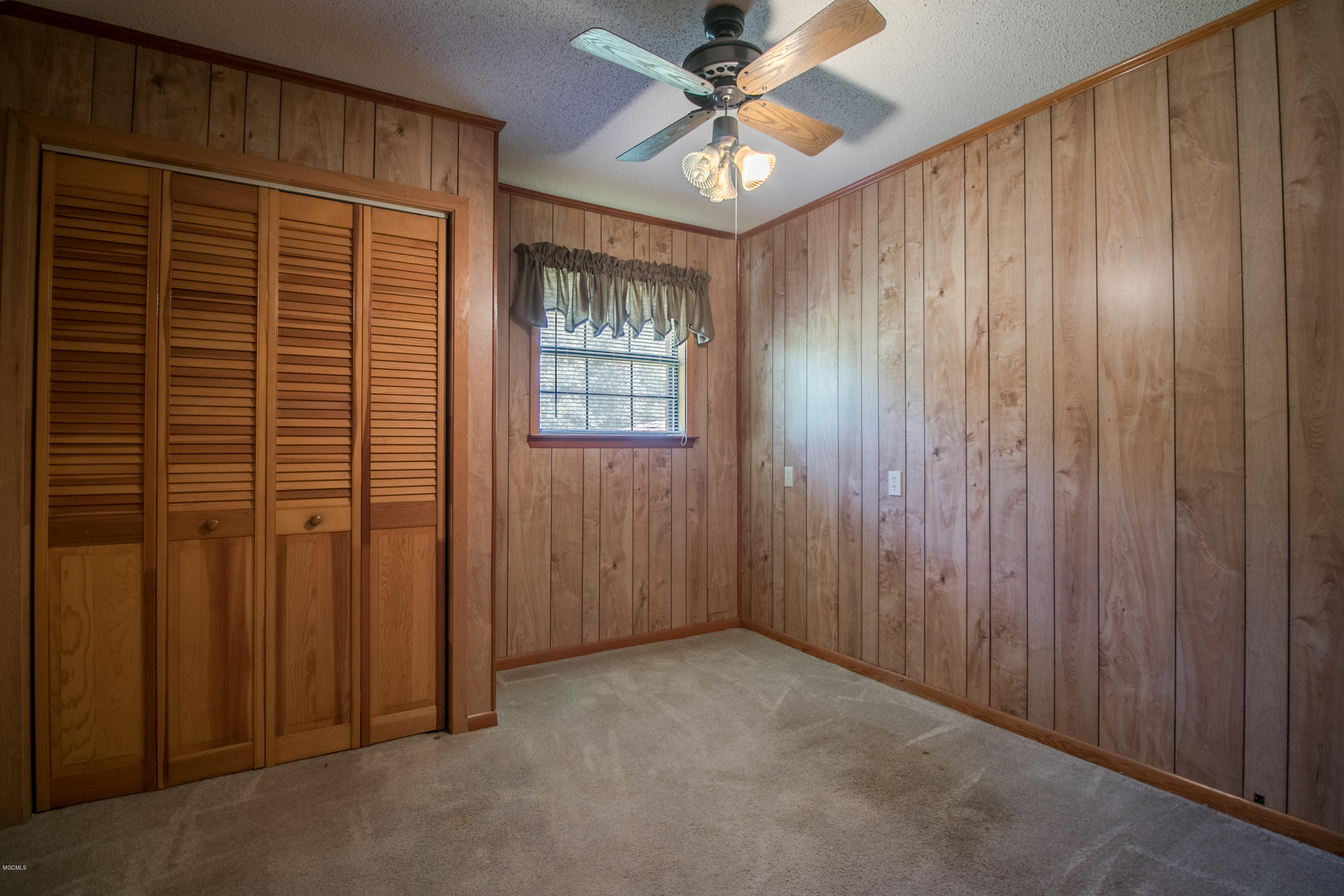 13920 Constitution Road Moss Point, MS 39562 - Photo 8 of 25 13290 Constitution Road-109