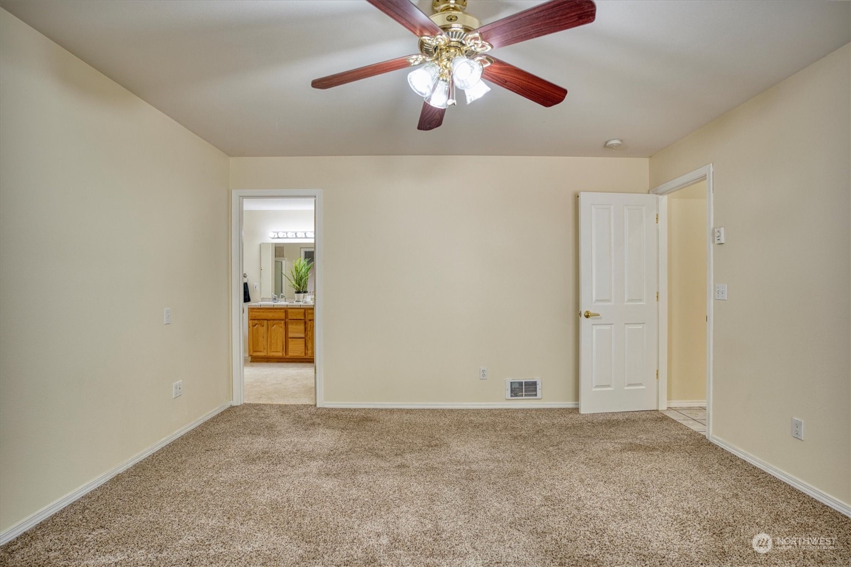 581 Ridge View Drive Sequim, WA 98382 - Photo 17 of 40 a view of an empty room and window