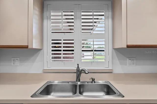 $256,000 | 511 Pebble Springs Court Southeast, Winter Haven, FL 33884