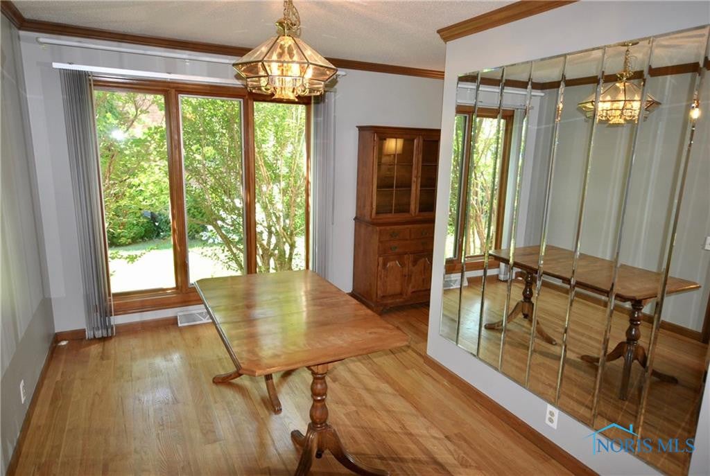 29271 Bates Road Perrysburg, OH 43551 - Photo 10 of 29 Gallery Image 10