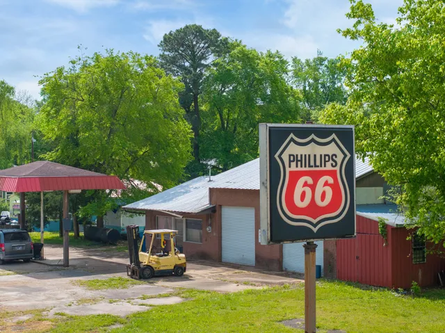a sign that is on the wooden wall