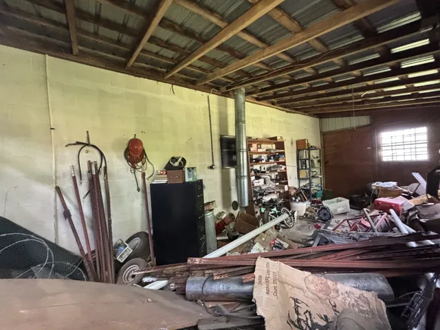 $379,000 | 10011 Highway 114, Scotts Hill, TN 38374