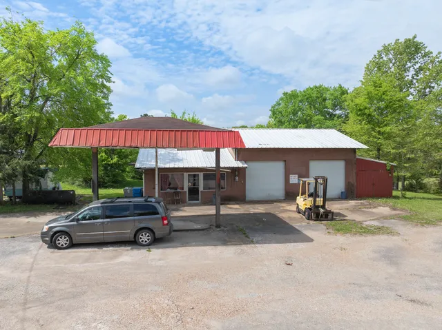 a car parked in front of a house