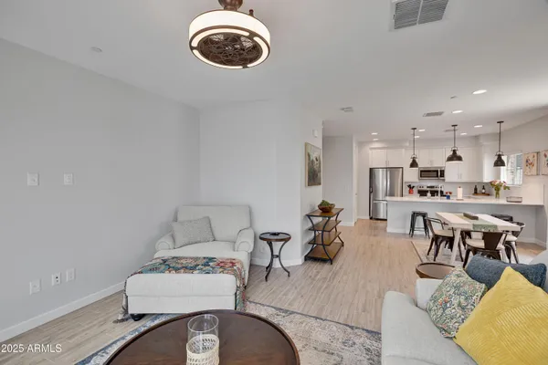 $419,900 | 4100 South Pinelake Way, Unit 149, Chandler, AZ 85249