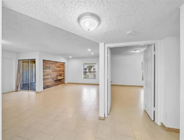 $259,000 | 3413 Cocoplum Circle, Unit 3407, Coconut Creek, FL 33063