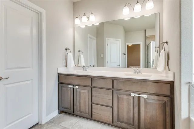 $350,000 | 1133 Belsay Lane, Saginaw, TX 76131