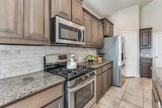 $350,000 | 1133 Belsay Lane, Saginaw, TX 76131