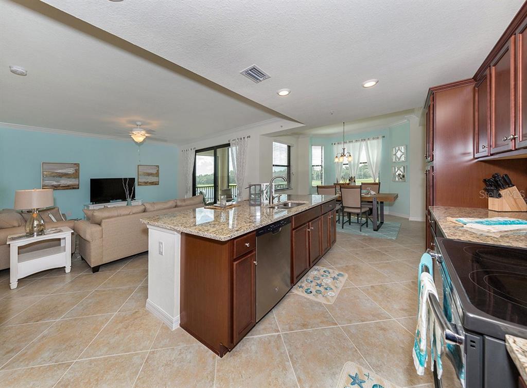 16904 Vardon Terrace, Unit 202 Lakewood Ranch, FL 34211 - Photo 13 of 30