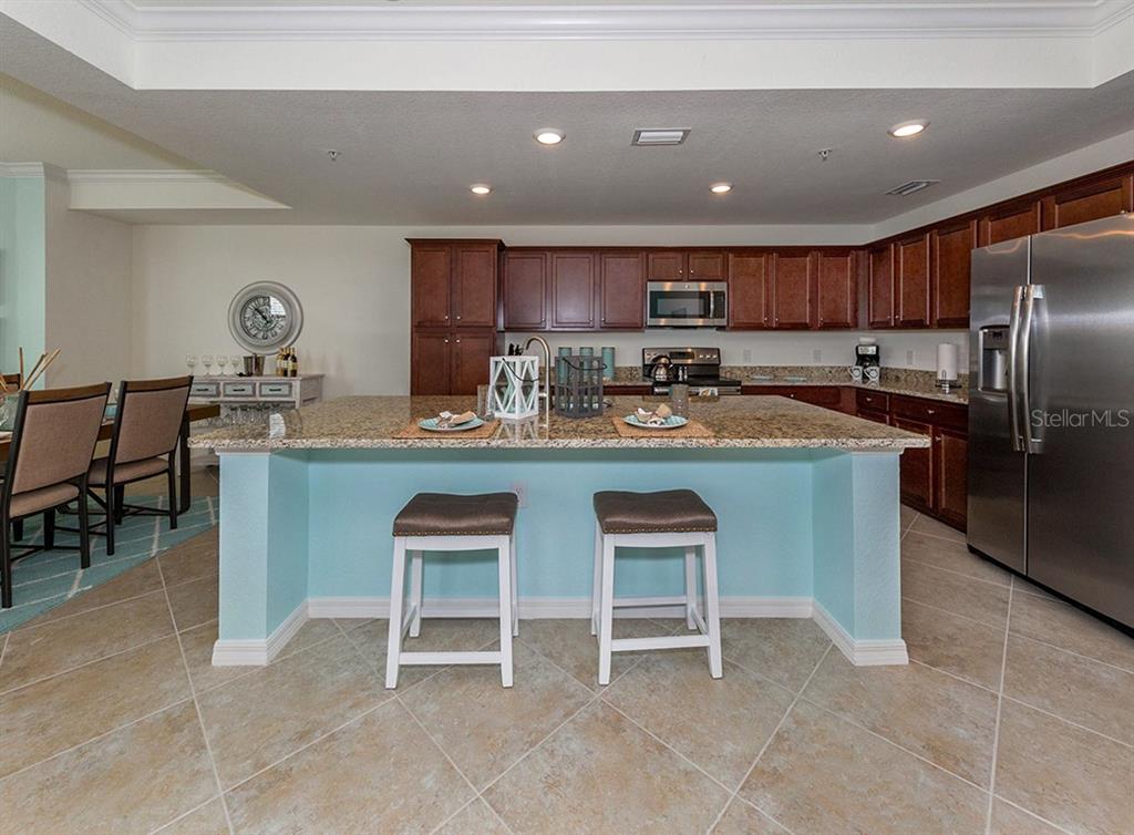16904 Vardon Terrace, Unit 202 Lakewood Ranch, FL 34211 - Photo 18 of 30