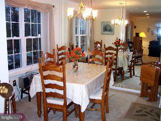 72202 Delaire Landing Road, Unit 202 Philadelphia, PA 19114 - Photo 3 of 6 Gallery Image 3