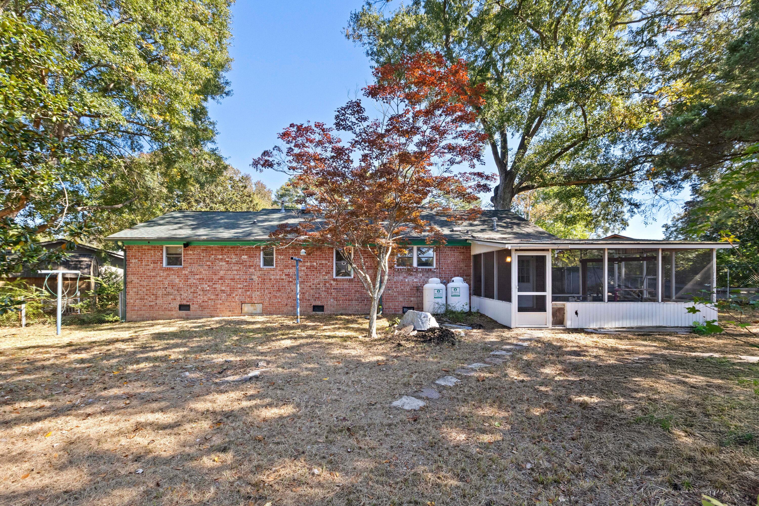 107 Clemson Court Ladson, SC 29456 - Photo 33 of 37 107OldeClemsonCt-CasaVerdeMediaLLC33