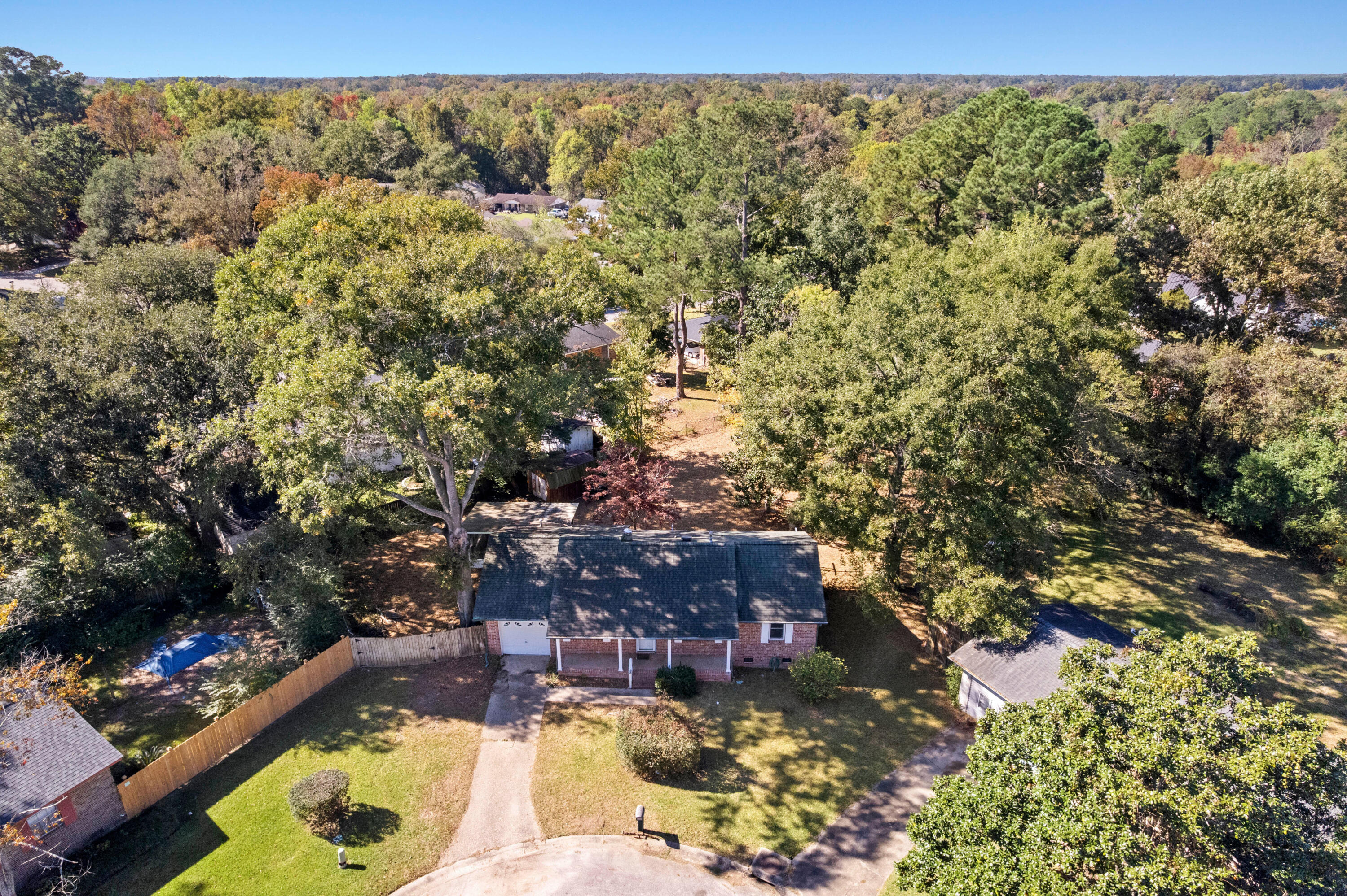 107 Clemson Court Ladson, SC 29456 - Photo 5 of 37 107OldeClemsonCt-CasaVerdeMediaLLC3