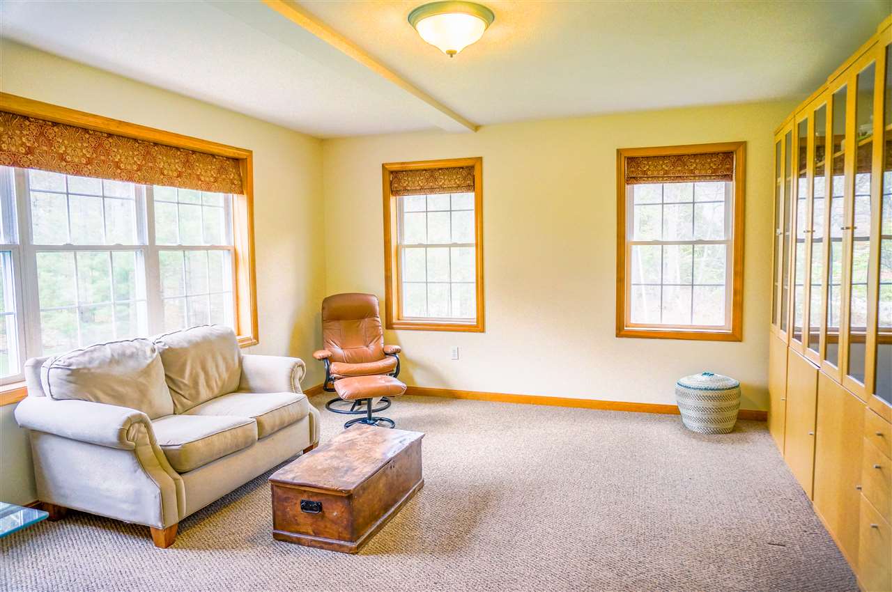 8 Petersen Road Brookline, NH 03033 - Photo 11 of 38
