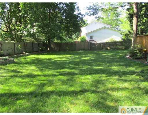 6 Yeger Road West Windsor, NJ 08550 - Photo 15 of 17 Gallery Image 15