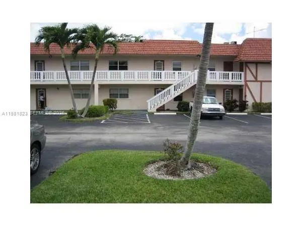 $2,180 | 9374 Southwest 3rd Street, Unit 711, Boca Raton, FL 33428