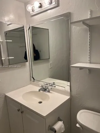 $2,180 | 9374 Southwest 3rd Street, Unit 711, Boca Raton, FL 33428