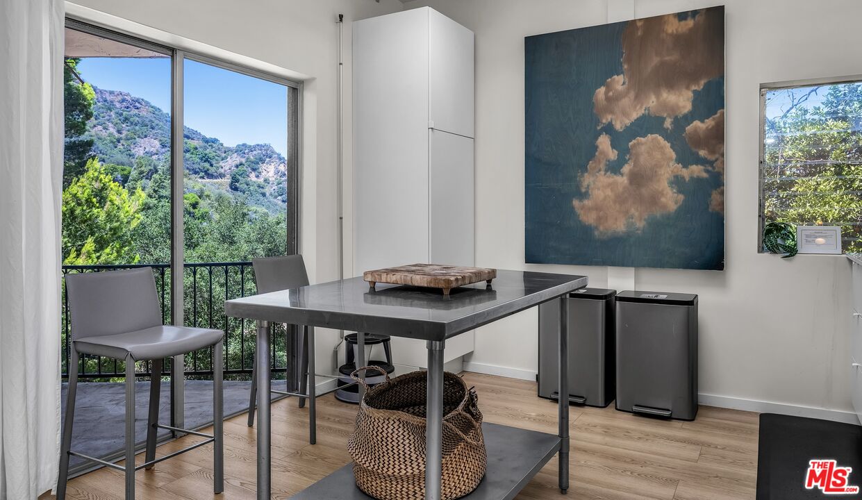 25202 Piuma Road Calabasas, CA 91302 - Photo 14 of 49 Gallery Image 14