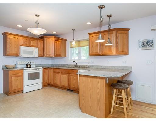 96 Inverness Lane Longmeadow, MA 01106 - Photo 11 of 32 Gallery Image 11