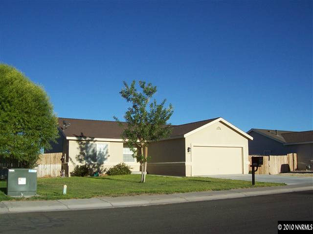 3060 Spring Circle Silver Springs, NV 89429 - Photo 7 of 10 Photo 8