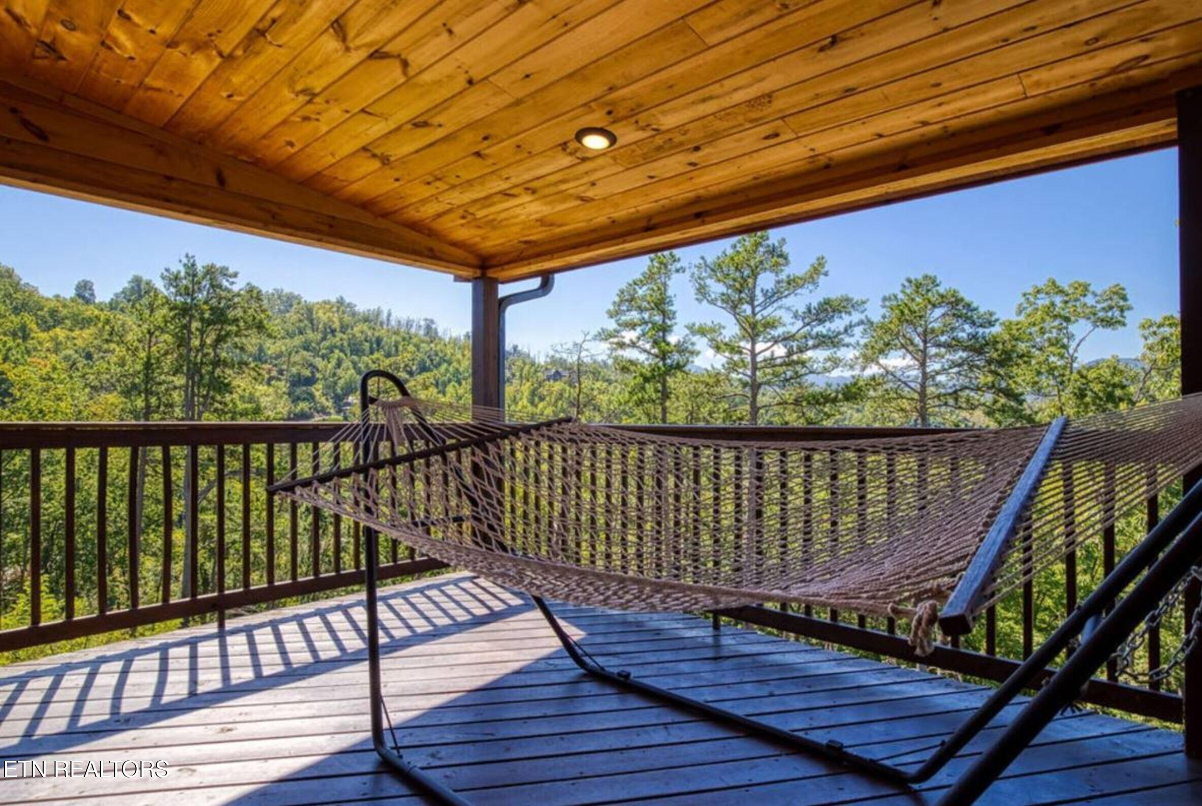 622 Timber Ridge Road Gatlinburg, TN 37738 - Photo 22 of 35 622 Timber Ridge Road