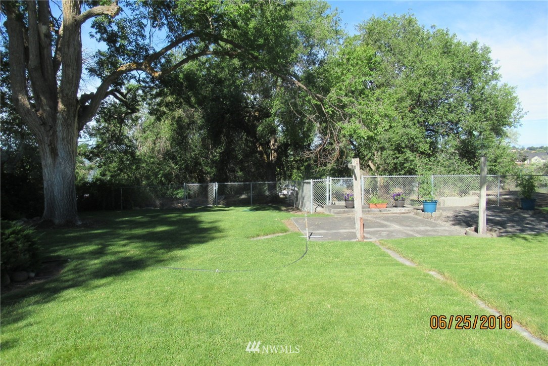 2684 Elgin Road Northeast Moses Lake, WA 98837 - Photo 14 of 18 Gallery Image 14